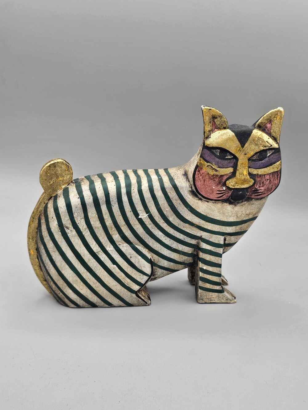 Vtg Indonesian Bali Thai Folk Art Carved Wood Cat Figurine Hand Painted Cheshire
